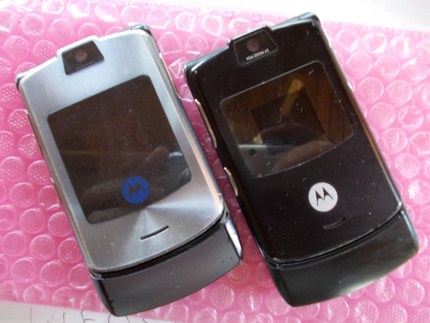 MOTOROLA RAZ V3 FOTOCAMERA BLUETOOTH