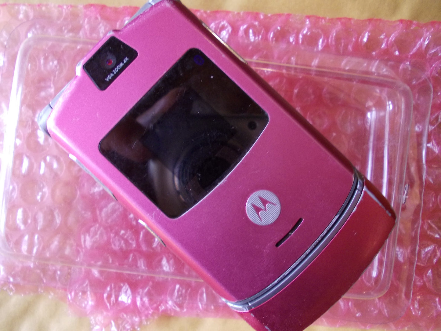 MOTOROLA RAZR V3 ROHS ROSE APPAREIL PHOTO BLUETOOTH