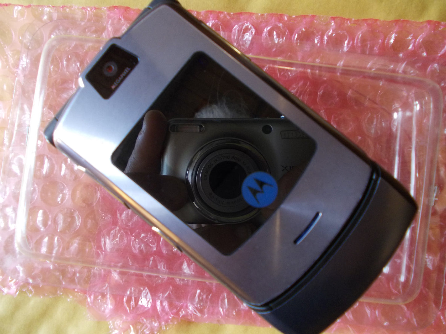 MOTOROLA RAZ V3 FOTOCAMERA BLUETOOTH