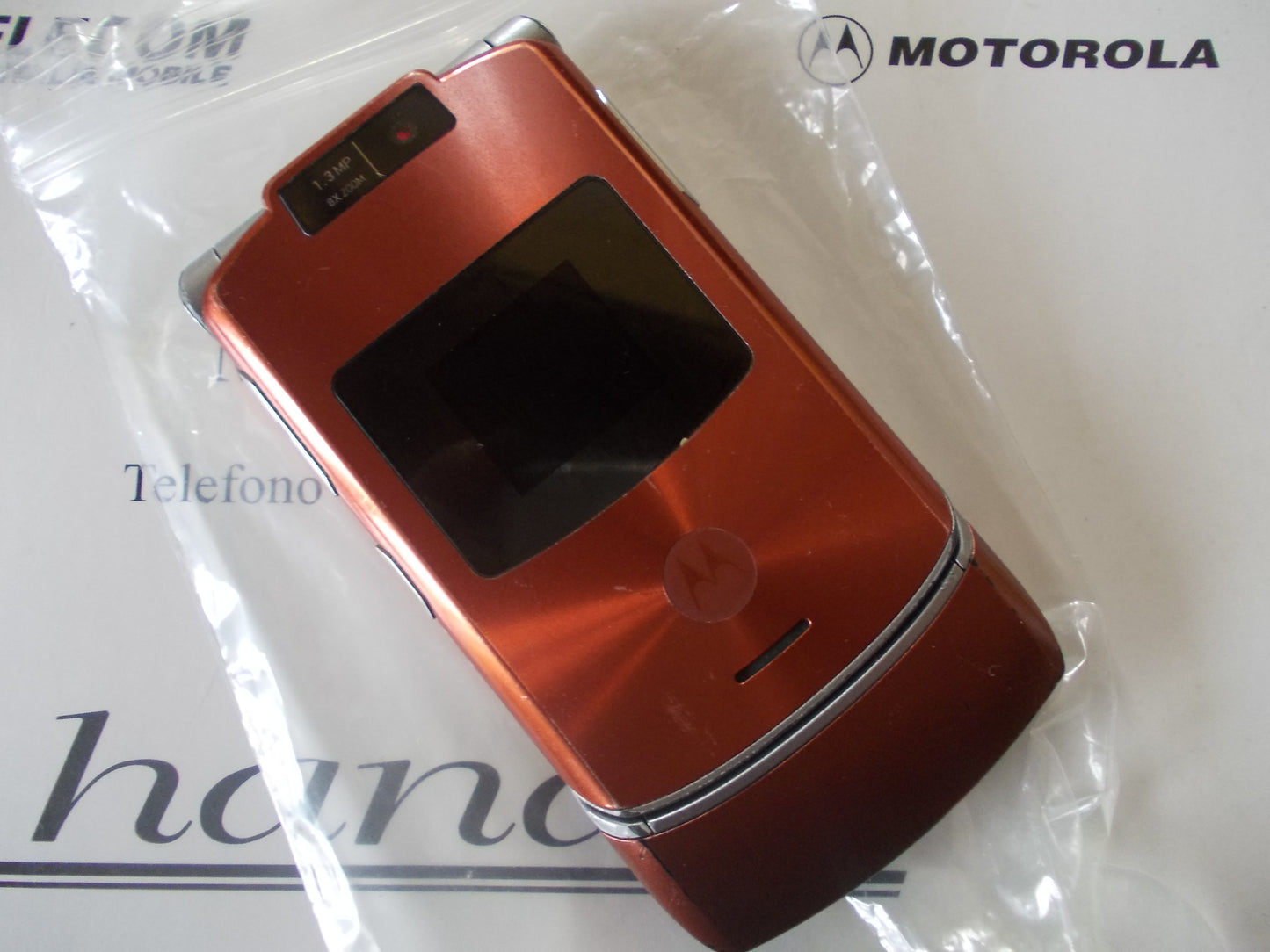 Téléphone portable MOTOROLA RAZR V3 APPAREIL PHOTO BLUETOOTH