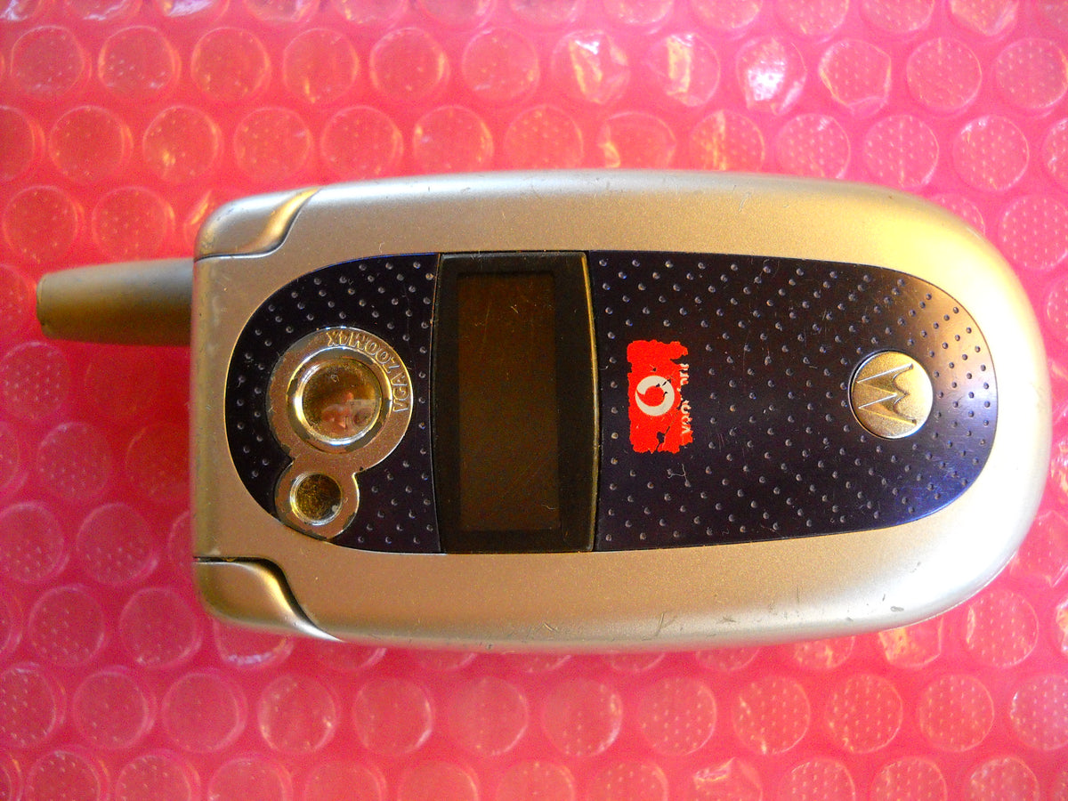 Cellulare telefono MOTOROLA V550
