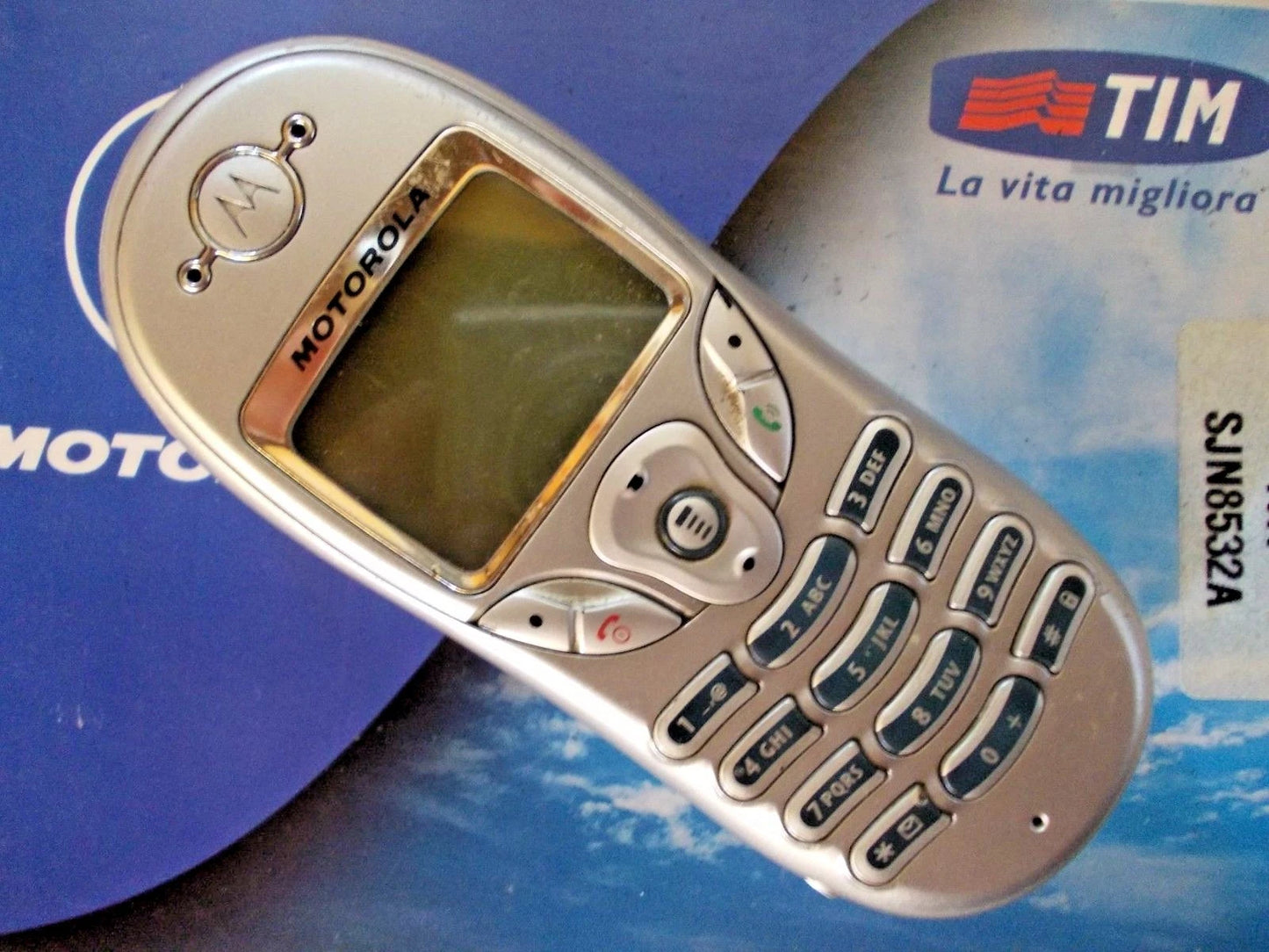MOTOROLA C300 Refurbished Cellular Phone Grade A
