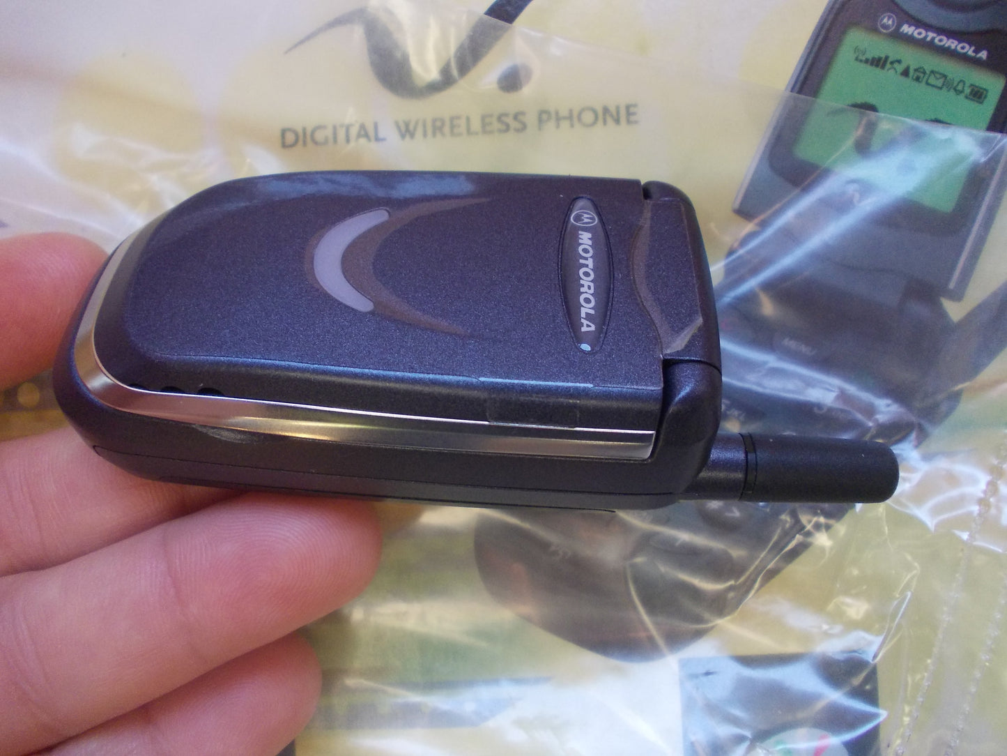 Motorola v51 new