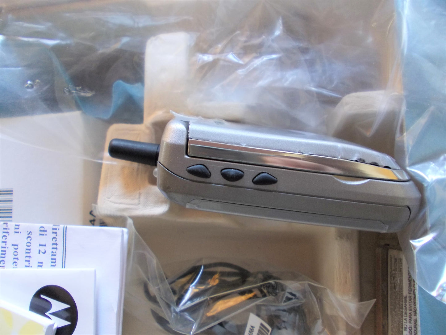 Motorola v51 new