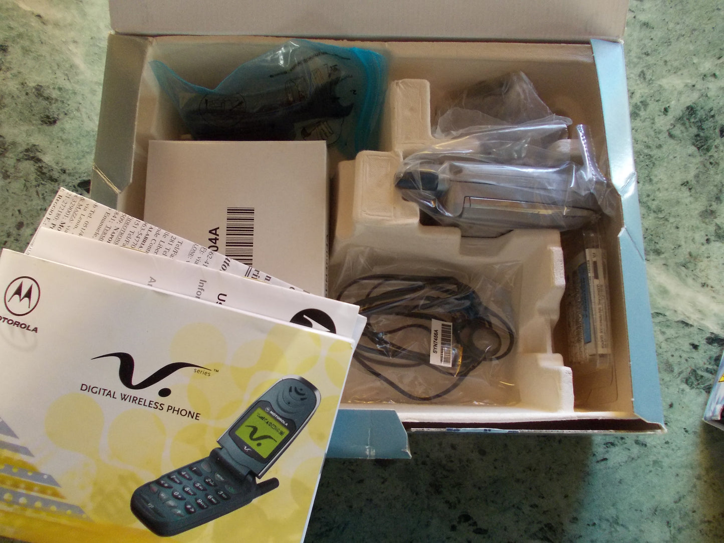 Motorola v51 new