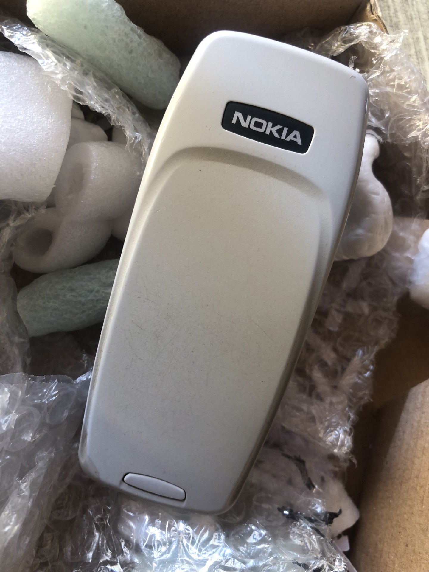 MITICO Celular NOKIA 3330